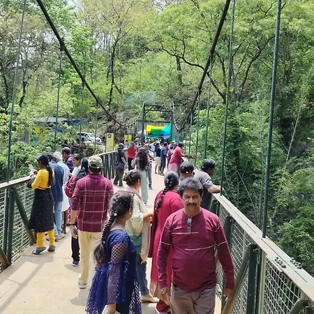 Nature Season Holidays Munnar Anachal Exterior photo